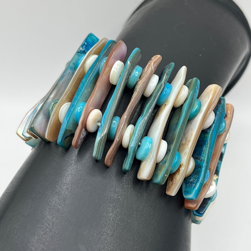 Chunky Blue Brown‎ Cream Dyed Shell MOP Statement Stretch Bracelet 7"